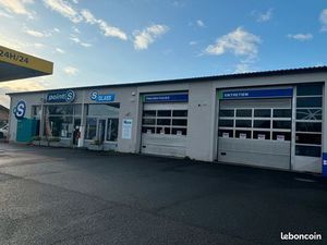 Local garage automobile