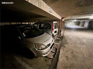 Place de parking en 3ème sous-sol _Paris(11)_ 13 000