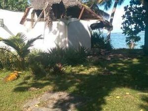 Terrain à Sainte Marie proximité immédiate lagon