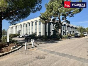 Local d'activités à louer