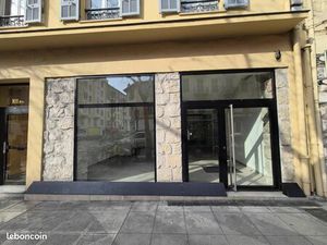Bureaux 103 m²