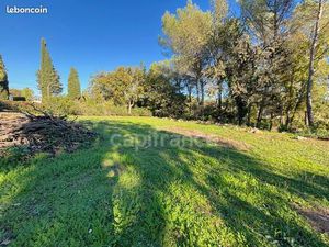 Terrain 2 500 m² Mougins