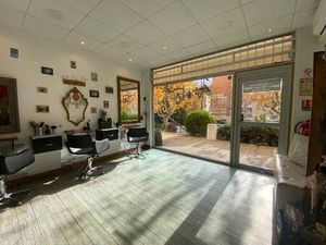 Local d'activités avec bail commercial