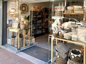 Bail commercial à céder gratuitement -45m2