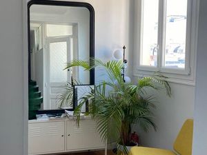 Bureau privé avec balcon