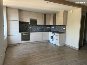 Vend T3 duplex 53 60m2