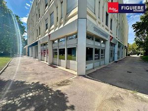 Local commercial à louer