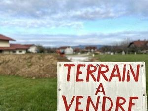 Terrain constructible à vendre