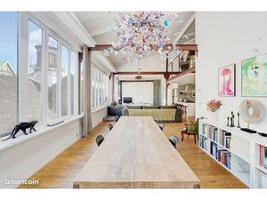 Loft/Atelier/Surface 3 pièces 125 m²