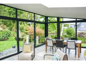 Loft/atelier/surface 4 pièces 90 m²