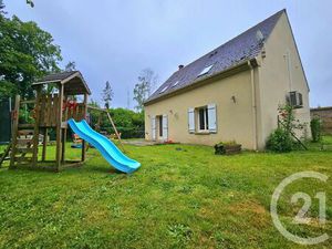 Maison à louer - 6 pièces - 120 m2 - Tricot - 60 - PICARDIE
