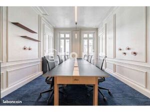 Bureaux 250 m²