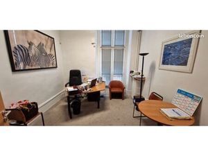 Bureaux à louer - 60m2