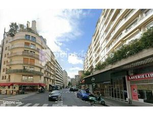 Local commercial 226 m²