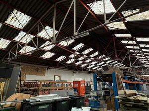 Entrepot à vendre à Jemappes