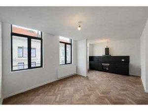 67m² avec terrasse 8m² – emplacement central Breydelstraat