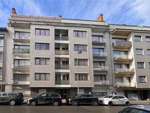 APPART 3 CHAMBRES  TERRASSE ET POSSIBILITÉ D’ACQUÉRIR UN GAR