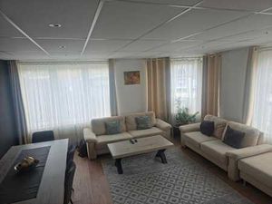 Apparemment très lumineux