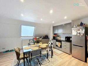 Appt. 2 ch. avec mezzanine rénové en 2018 proche du centre!