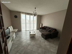 Appartement 62m2 sans vis à vis avec balcon et une place de parking
