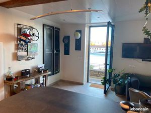 À louer – Grand T1 moderne avec vue – La Mulatière (Quai Jean-Jacques Rousseau)