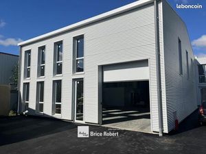 Local d'activité 360 m²