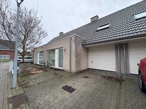 Recente woning met 3 slaapkamers en een garage