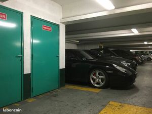 M°Alésia. Non inondable: box  garage moto  vélos ou cave de stockage de matériel fragile t