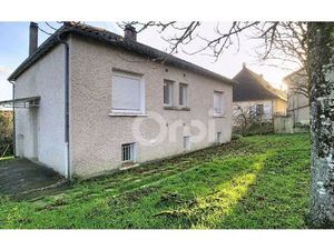 Location maison  m² T-3 à Thenon  665 €