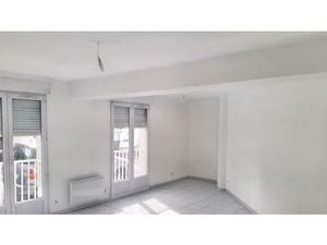 Location appartement 1 pièce 34 m² à Goussainville (95190)