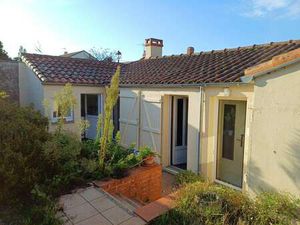 Vente Maison à Port-Saint-Père (44710) : à vendre / 77m² Port-Saint-Père