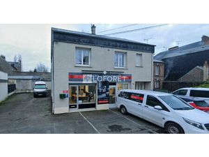 Ensemble immobilier 348 m2 - Garage - Atelier - Local commercial et appartement