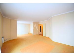 Appartement - balcon vue Tour Eiffel