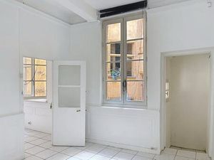 Charme de l’ancien au cœur de Saint-Jean – Fort potentiel