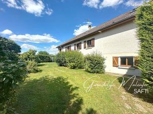 Maison 8 pièces 192 m²