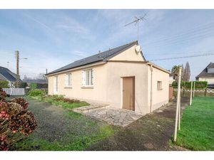 A vendre centre de MELESSE  maison 2 chambres  parcelle de 507m²  72m² habitable   extensi