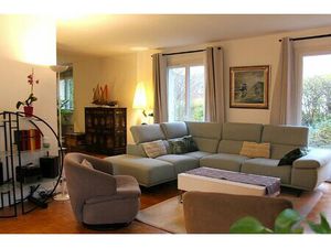 MAISON DE CARACTERE EN EXCELLENT ETAT - 5 CHAMBRES - BEAU TERRAIN - ACCES FORET