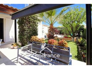 Dpt Var (83)  à vendre SAINT CYR SUR MER maison P5 de 100 m² - Terrain de 554 00 m²