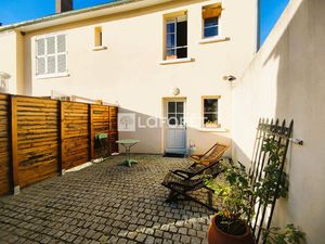 Appartement Aincourt 3 pièce(s) 32.65 m2