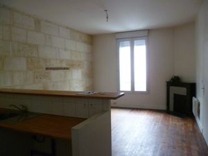 STALINGRAD - APPARTEMENT T2 DE CHARME