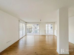 A LOUER VIDE - BEAU 3 PIECES - APPARTEMENT NEUF - BALCON - 3EME ETAGE - GRAND BALCON - PAR