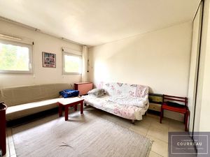 Studio loué meublé de 21 44 m2 toutes charges comprises