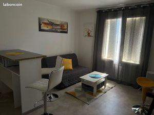 Studio meublé 390 euros