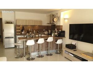 A louer T3 meublé de 62m² avec jardin en bas de maison