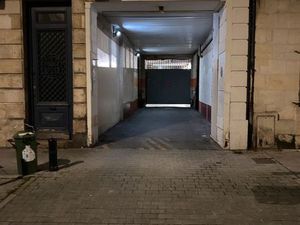 Place de parking à louer