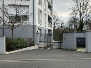 Parking/box 13 m² Claye-Souilly
