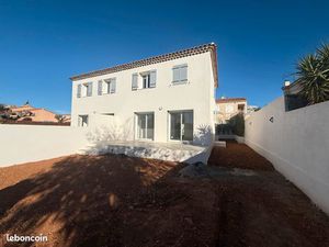 À LOUER – MAISON NEUVE 2025 90 m² – 3 CHAMBRES – JARDIN – VIEUX VILLAGE VITROLLES