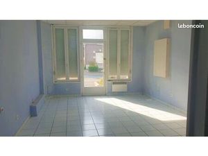 Appartement lumineux – RDC avec balcon côté cour ? – 51 m² – Crespin ?