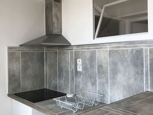 Grand T1 + bureau Vue sur toits Quartier St-Pierre