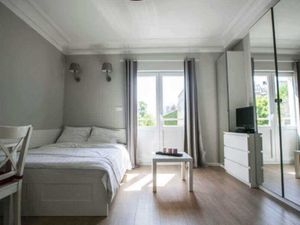 Studio à louer avec terrasse   Etterbeek (VBD65765)